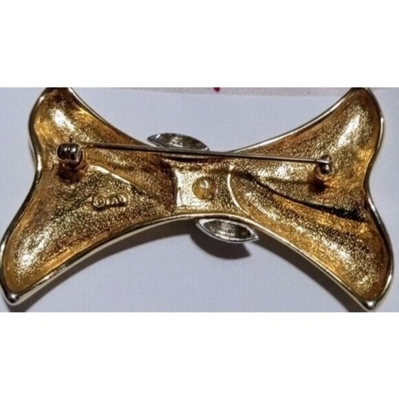 TA Signed Vintage Gold Silver Tone Bow Brooch Tied Clear Centered Rhinestones - Picture 8 of 9